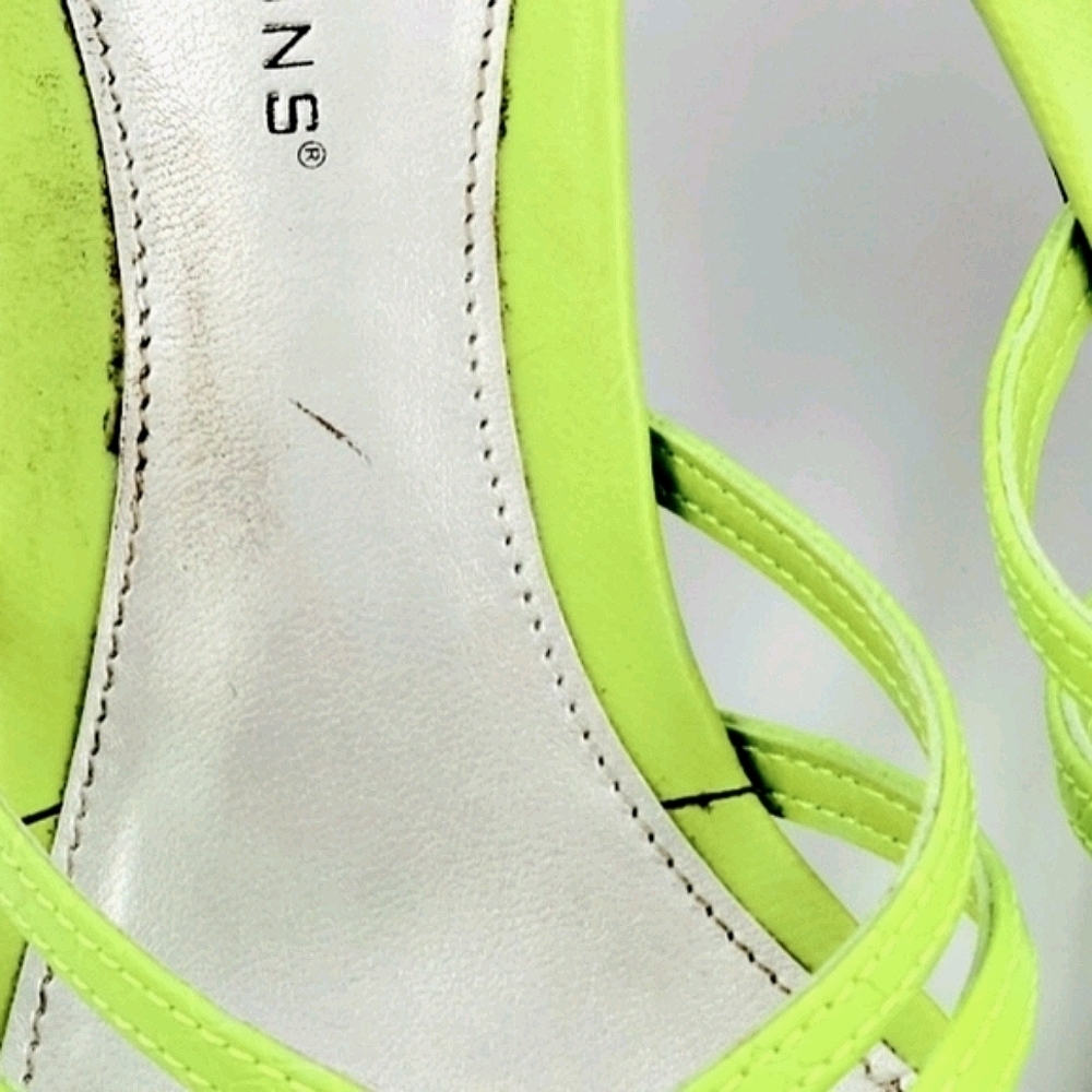 Womens Predictions Shoes - Picture 9 of 11